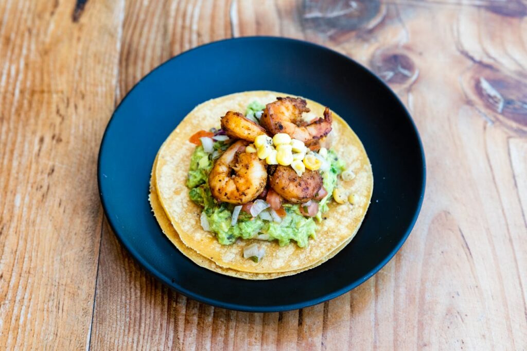 Tacos aux Crevettes et Avocat